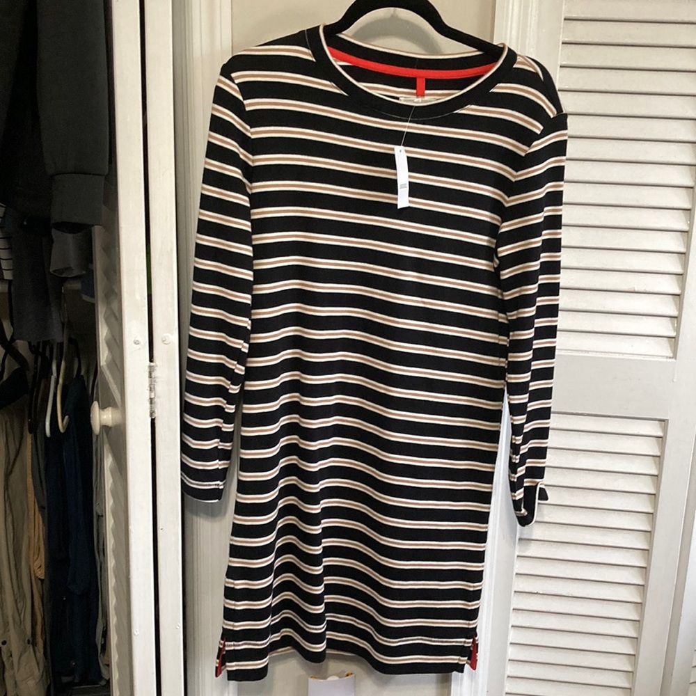 NWT Lou and Grey tshirt dress SZ Small